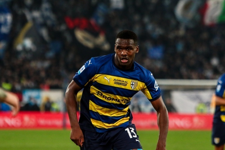 打乱其防守 打乱其防守