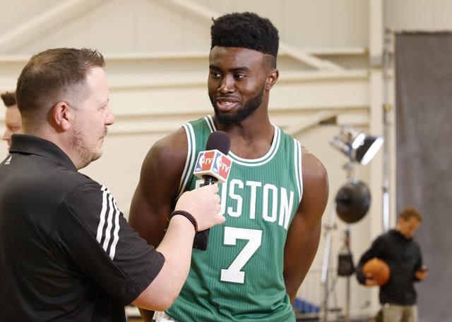 展王者风范 展王者风范