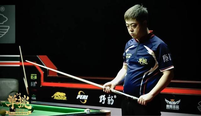 绕他展开 绕他展开