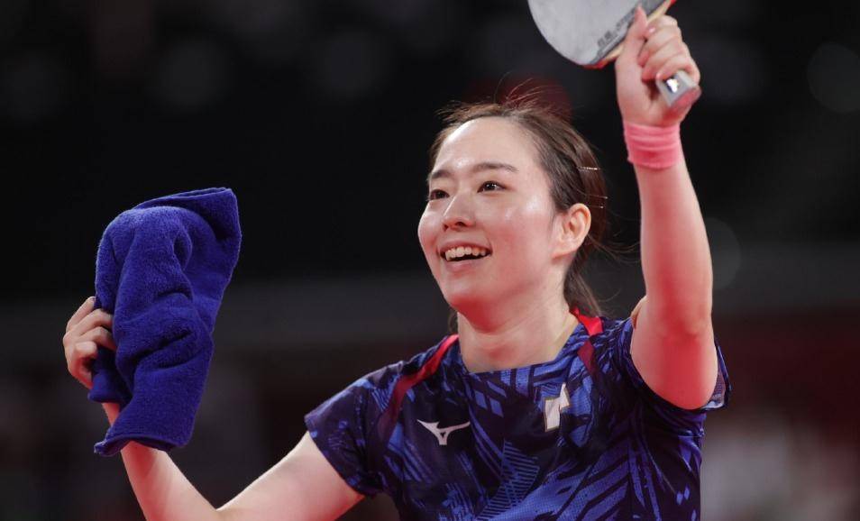 吹风机！斯卢茨基中场喊话：这不是我们的足球，每个决定都很愚蠢.