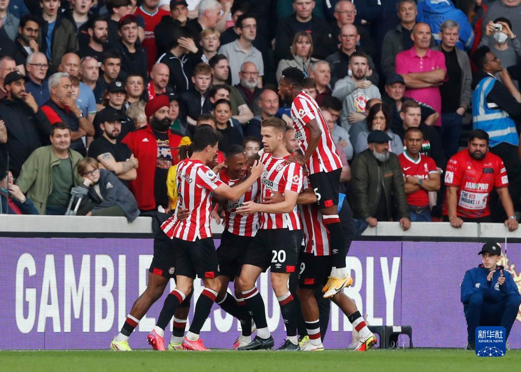 场被迫退让 场被迫退让